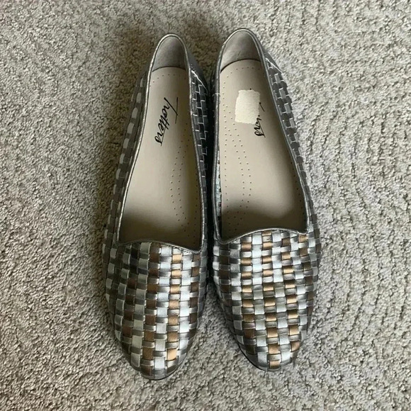 Trotters Liz Loafer Woven Mixed Metallic Leather size 6 - Picture 2 of 5